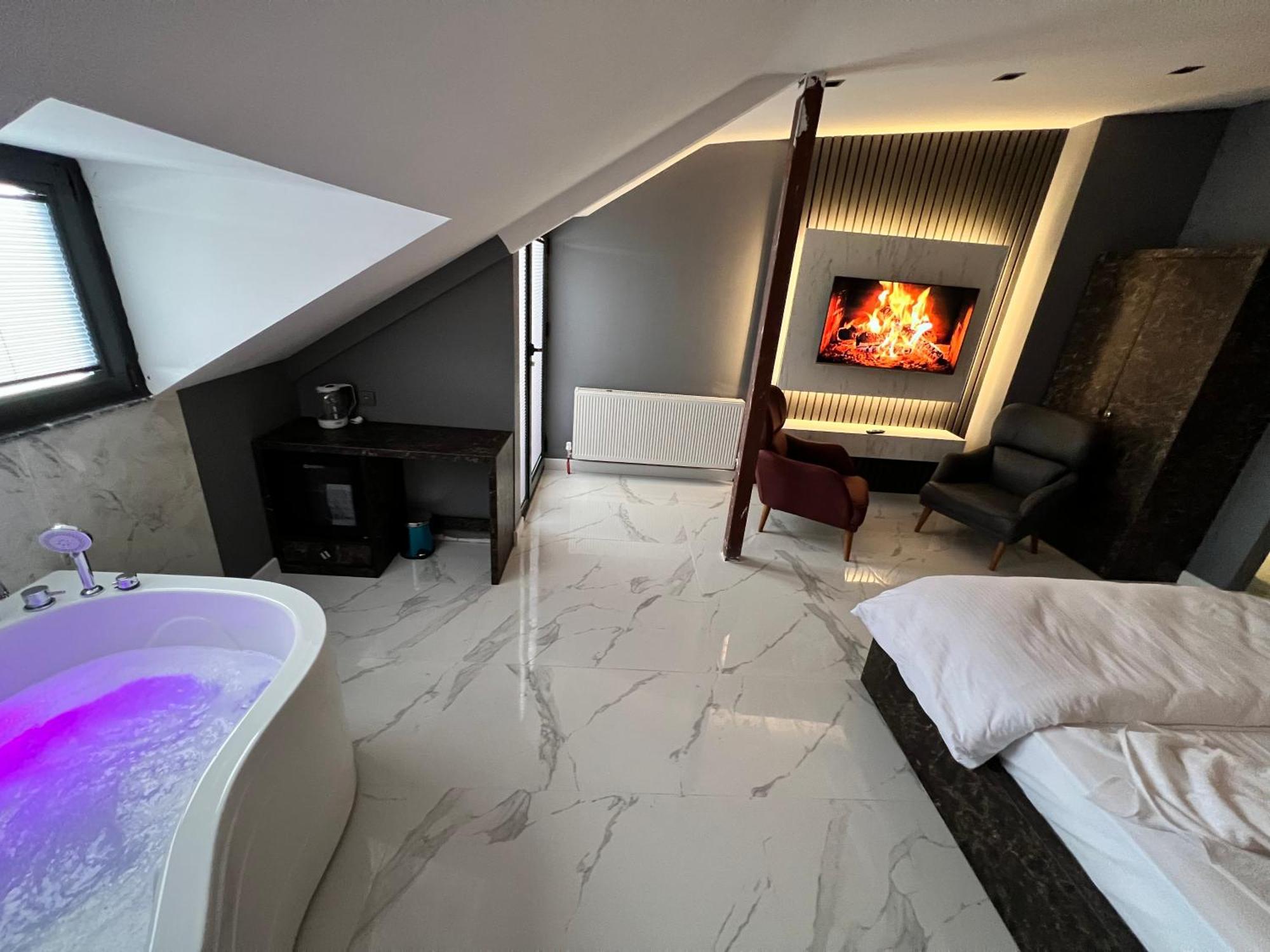 Bala Hotel Istanbul Bagian luar foto